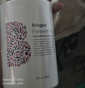 Briogeo Farewell Frizz Conditioner with Colorful Design